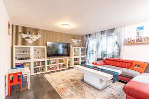 Gepflegtes Zweifamilienhaus mit Garten und Garagen in Misburg-Nord – Die vollständige Adresse der Immobilie erhältst du vom Anbieter., 30629 Misburg-Nord, Hannover – Vorschaubild 13