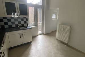 Große 3 Zimmer Wohnung mit Einbauküche in direkter Rheinnähe!!!! – Luegallee 5, 40545 Oberkassel, Düsseldorf – Vorschaubild 4
