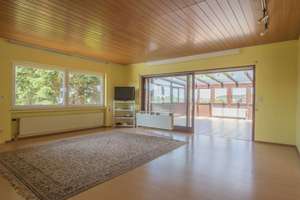 Wintergarten, Blick, Gartenpool, PV, viel Platz für die Familie - großes EFH oder Generationenhaus – Die vollständige Adresse der Immobilie erhältst du vom Anbieter., 61279 Grävenwiesbach – Vorschaubild 8