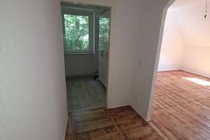 Studentenwohnung mit Einbauküche in unmittelbarer Nähe zur Uni ! – Am Waldschlößchen 23, 42119 Elberfeld, Wuppertal – Vorschaubild 4