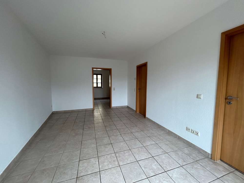 Immobilie in Dippoldiswalde - TOP BEZUGSFREI! Charmante, helle 2-Zimmer-Wohnung mit Balkon in Dippoldiswalde zu verkaufen! - Bild 7