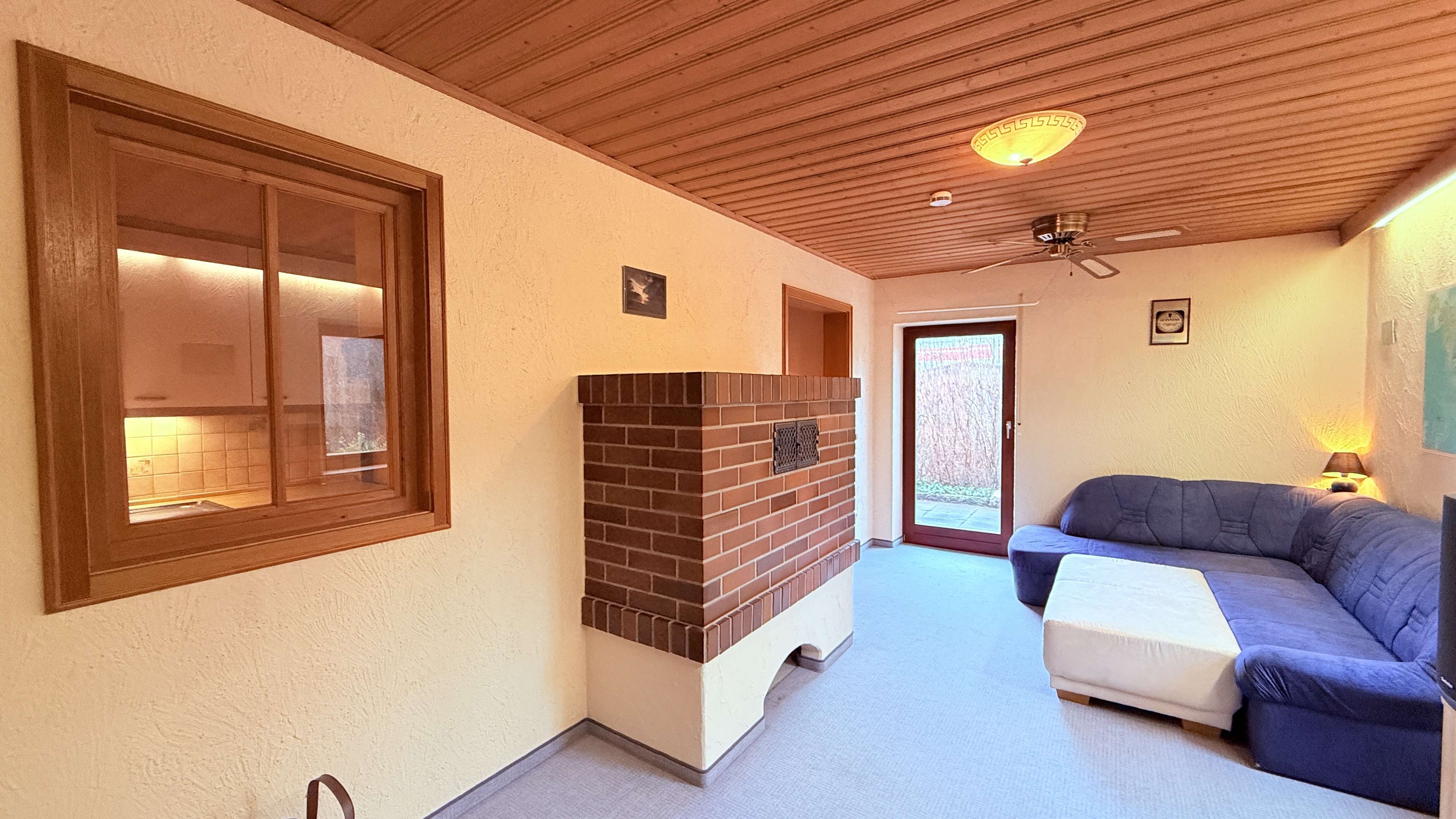 Immobilie in Eggenfelden - ... AIGNER - historisches, saniertes Bahnwärterhaus mit Carport für Individualisten mit Charme ... - Bild 11