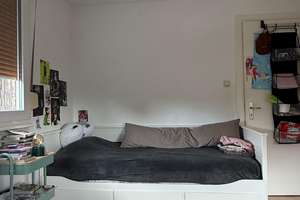 Freistehendes Dreifamilienhaus in Angermund + Einzelgarage + weitläufigem Grundstück – 40489 Angermund, Düsseldorf – Vorschaubild 10