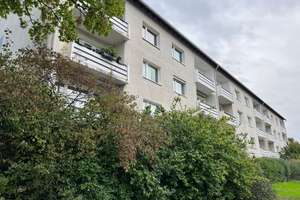 2 Zi.-Whng. mit schönem Ausblick - Wannenbad mit Fenster - Duisburg Rheinhausen