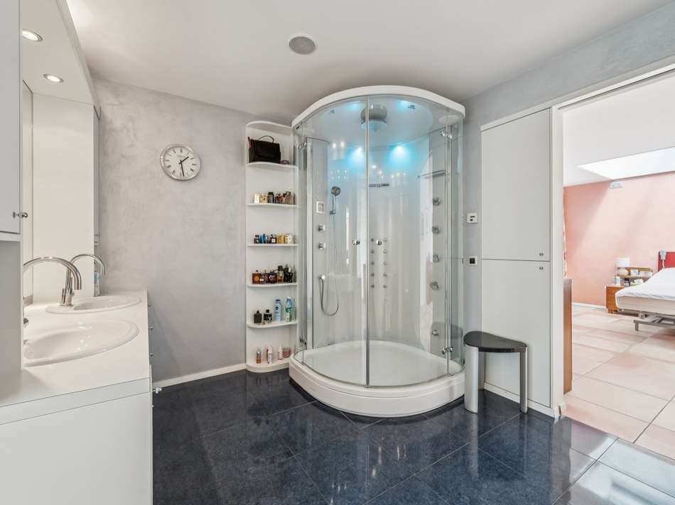 Badezimmer EG Ansicht I