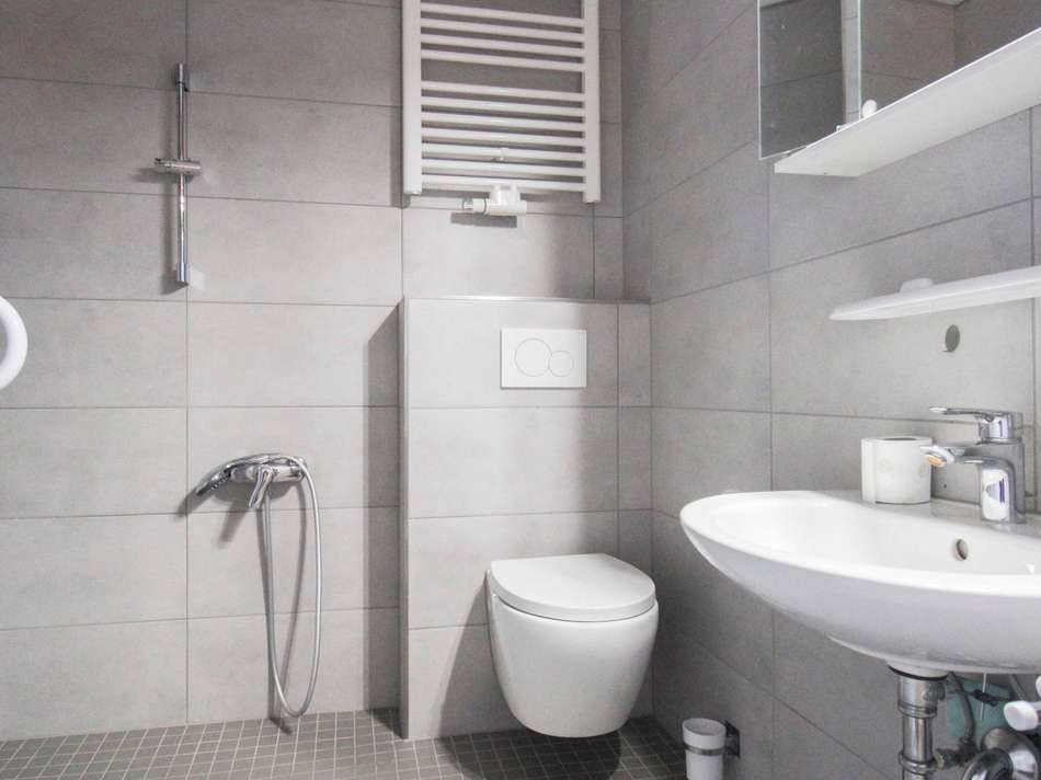 Badezimmer EG