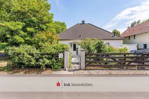 Schönes Einfamilienhaus auf großem Eckgrundstück in Potsdam-Nord