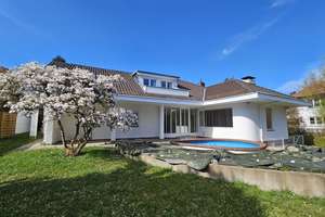 Architektonisch reizvolle Villa in Best-Lage am Mulang maklerfrei – Die vollständige Adresse der Immobilie erhältst du vom Anbieter., 34131 Bad Wilhelmshöhe, Kassel – Vorschaubild 45