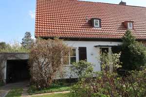 Familiengründung: Wohnliche Doppelhaushälfte mit Garten nahe Andrézeile mit Garage und Gäste-WC – Berlin – Vorschaubild 1