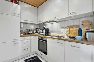 Zentrale Geräumige 1-Zimmerwohnung mit ruhigem Südbalkon, eigener Stellplatz inklusive! – 23558 Sankt Lorenz Süd, Lübeck – Vorschaubild 5