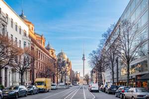 Charmante Altbauwohnung in begehrter Mitte-Lage – Die vollständige Adresse der Immobilie erhältst du vom Anbieter., 10115 Mitte (Ortsteil), Berlin – Vorschaubild 10
