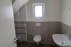 Hübsche sanierte DG-Wohnung in 3-Familienhaus – 68199 Neckarau, Mannheim – Vorschaubild 3