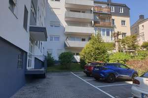 Vermietete Einzimmer-Wohnung mit Loggia und Parkplatz
für Kapitalanleger oder Selbstnutzung – 60388 Seckbach, Frankfurt am Main – Vorschaubild 3