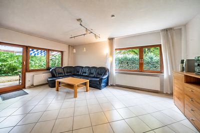 EG-Wohnung mit eigenem Garten!
