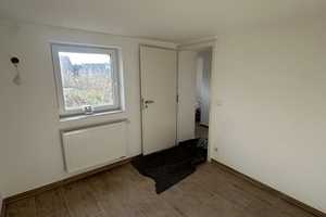 Preiswertes 4-Raum-Einfamilienhaus mit gehobener Innenausstattung in Bergisch Gladbach – Braunkohlenstrasse 28, 51469 Rheinisch-Bergischer Kreis – Vorschaubild 2