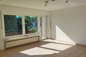Wohnen in Schloss Neuhaus: Vier-Zimmer-Dachgeschosswohnung in Paderborn