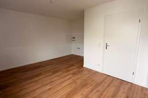 1,5 Zimmer Wohnung neu renoviert mit Küchenzeile – Tellstraße 11, 90409 Maxfeld, Nürnberg – Vorschaubild 3