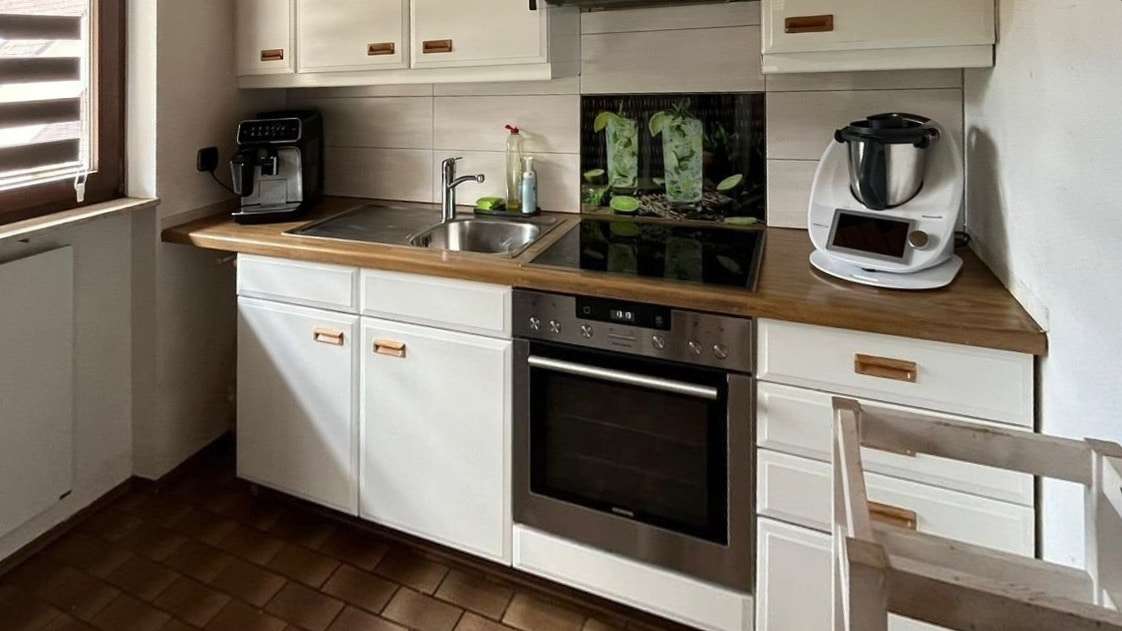 Immobilie in Seewald - Charmantes Ein-/Zweifamilienhaus mit Balkon, Terrasse und Sauna in idyllischer Umgebung. - Bild 5