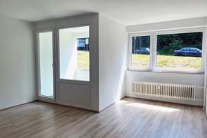 Idylle Pur...Hier wartet Ihr neues Zuhause auf Sie...WBS ERFORDELRICH!!! – Emil-Nohl-Straße 55, 42897 Remscheid – Vorschaubild 2