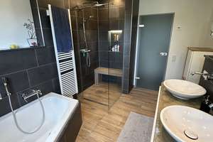 Helle, geräumige 4-Zimmer-Wohnung mit 2 Balkonen und Einbauküche in KR-Bockum (Provisionsfrei) – Die vollständige Adresse der Immobilie erhältst du vom Anbieter., 47800 Bockum, Krefeld – Vorschaubild 12