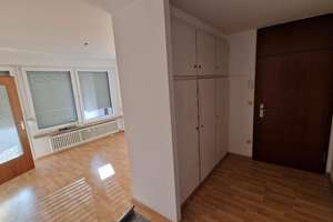 Lichtdurchflutete 3-Zimmer-Wohnung im 4. OG mit Balkon & Tiefgaragenstellplatz – Laubenweg, Fürth – Laubenweg 3, 90765 Ronhof, Kronach, Fürth – Vorschaubild 11