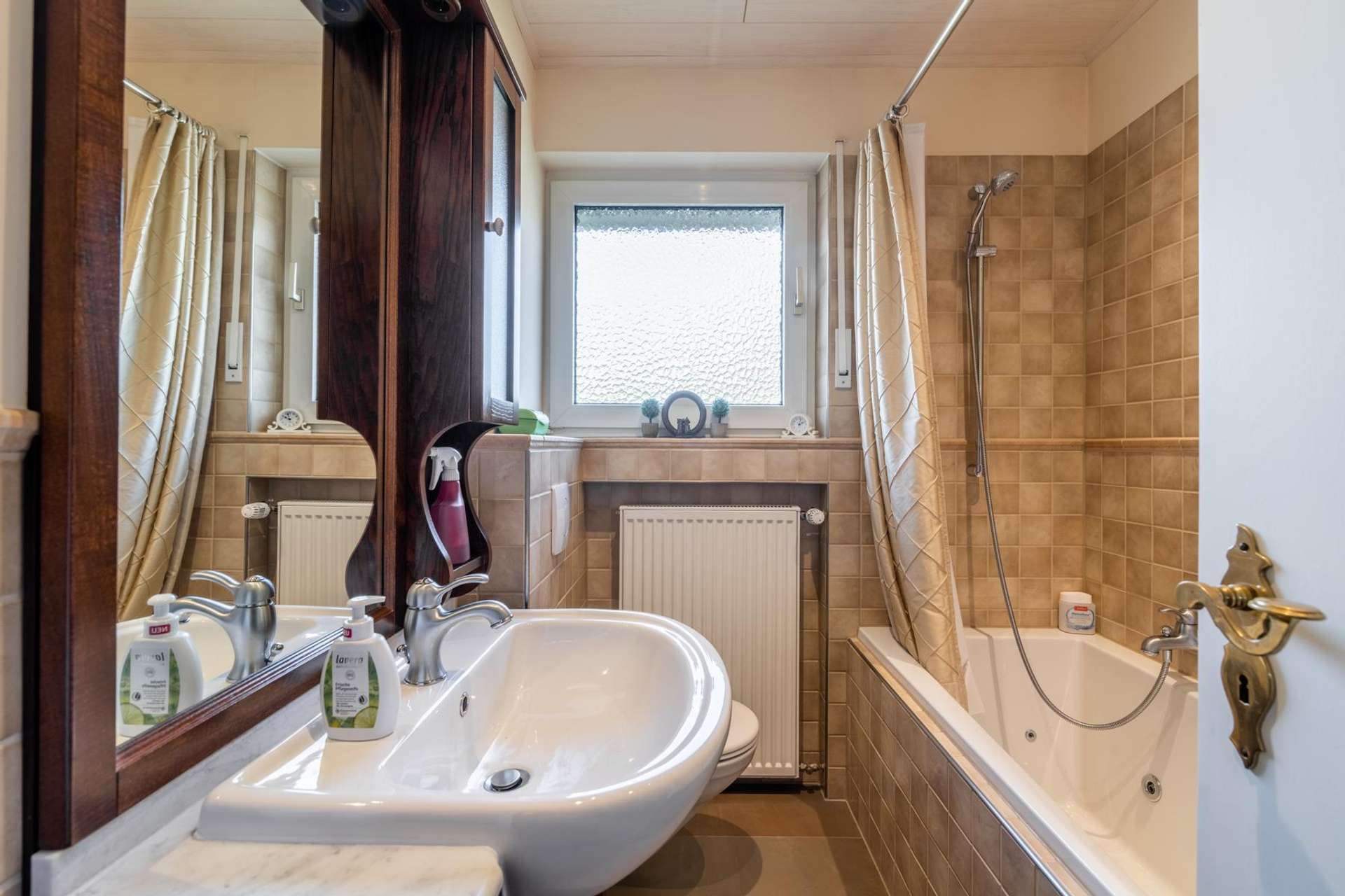 Immobilie in Bubach - Traumhaftes Landhaus im Grünen vor einmaliger Kulisse am Waldrand mit Bachlauf - Bild 6