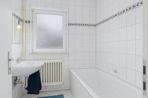 Helle 3-Zi. Wohnung mit Balkonen – Fleckenweinberg 43, 70192 An der Burg, Stuttgart – Vorschaubild 5