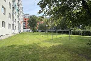 Charmante 2-Raum-Wohnung mit zwei Balkonen in begehrter Dresdner Lage – Die vollständige Adresse der Immobilie erhältst du vom Anbieter., 1307 Johannstadt-Süd, Dresden – Vorschaubild 3