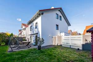 Familienfreundliche wunderschöne Doppelhaushälfte mit Garage – Die vollständige Adresse der Immobilie erhältst du vom Anbieter., 73660 Urbach – Vorschaubild 90