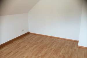 Schöne 2-Zimmer Dachgeschoss-Wohnung ca. 50qm in Büchenbach – Die vollständige Adresse der Immobilie erhältst du vom Anbieter., 91056 Büchenbach West, Erlangen – Vorschaubild 3