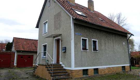 Bild von Einfamilienhaus mit großem Garten in Peine-Schmedenstedt