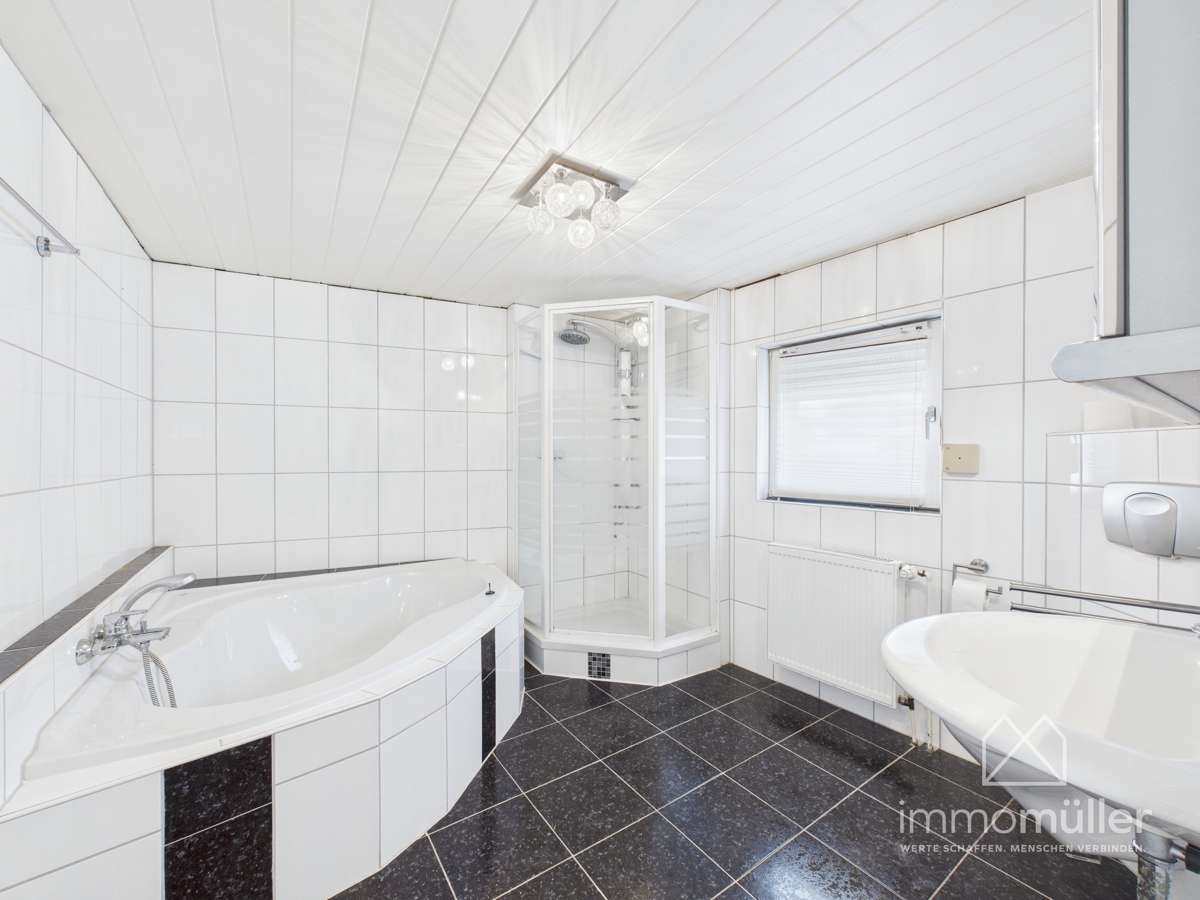 Immobilie in Lautersheim - Einfamilienhaus mit 146 m², Wintergarten & Balkon – familiärer Lage von Lautersheim - Bild 7