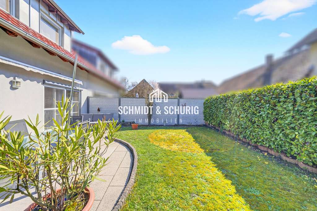 Immobilie in Walzbachtal - Gepflegte Doppelhaushälfte in ruhiger Lage mit schönem Garten und Ausbaupotenzial - Bild 2