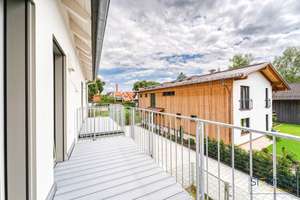 +++FAMILIENSCHATZ+++
Reihenmittelhaus in München - Allach das auf IHRE Wünsche wartet
BEZUGSFERTIG – Die vollständige Adresse der Immobilie erhältst du vom Anbieter., 80999 Untermenzing, München – Vorschaubild 5
