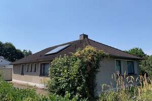 Ihr neues Zuhause - großzügiger Bungalow in ansprechender Lage – Die vollständige Adresse der Immobilie erhältst du vom Anbieter., 37603 Holzminden – Vorschaubild 1