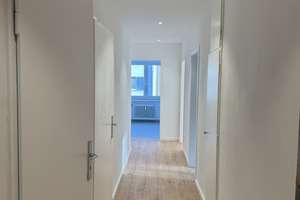 Helle  3-Zimmer-Wohnung im Suedviertel – Friedrich-List-Strasse 37, 45128 Südviertel, Essen – Vorschaubild 2