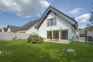 Freistehendes Einfamilienhaus mit Garten, 3 Bädern & Energieeffizienzklasse A+ in Köln-Rodenkirchen – Die vollständige Adresse der Immobilie erhältst du vom Anbieter., 50999 Rodenkirchen (Ortsteil), Köln – Vorschaubild 2
