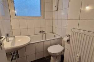 WG ein Bett Zimmer zentral gelegen – Die vollständige Adresse der Immobilie erhältst du vom Anbieter., 64283 Mitte, Darmstadt – Vorschaubild 3