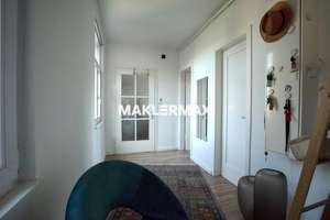 Schöne Altbauwohnung direkt in Stuttgart