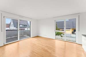 Komfortabel, familienfreundlich und neuwertig: Attraktive 4-Zimmer-Wohnung mit Balkon und TG-Stellpl – Die vollständige Adresse der Immobilie erhältst du vom Anbieter., 90431 Höfen, Nürnberg – Vorschaubild 2