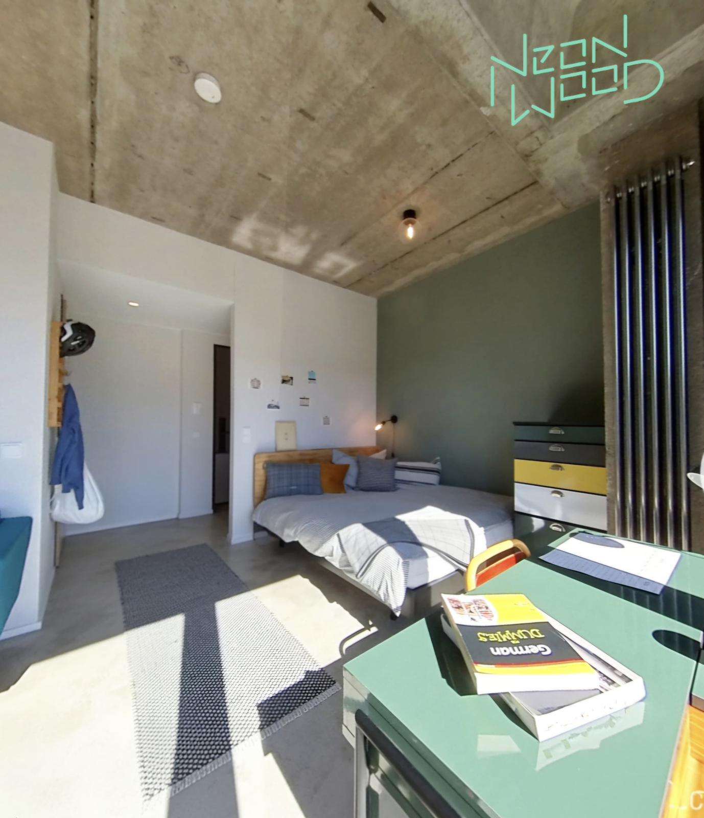 Charmantes 1-Zimmer-Apartment im 3. OG mit Aufzug in Friedrichshain