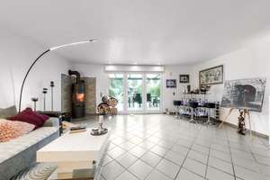 Design trifft Wohlgefühl – exklusiv modernisiertes Refugium mit Pool und Gartenidylle – Die vollständige Adresse der Immobilie erhältst du vom Anbieter., 47178 Vierlinden, Duisburg – Vorschaubild 10