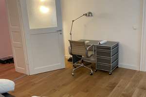Zentrum! Möblierte Jugendstil-Altbau 2,5-Raum-Wohnung mit Balkon, um die Ecke vom Viktualienmarkt – Westenriederstr. 45, 80331 Graggenau, München – Vorschaubild 6