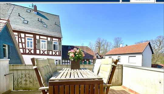 Bild von VON POLL OBERURSEL: Sonniges Juwel in der Altstadt mit charmantem Innenhof und Doppelgarage