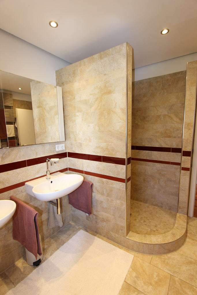 Immobilie in Waldburg - Wunderschönes Landhaus in Traumlage auf über 4.500 qm Grund mit ca. 400 qm toll ausgebauter Wo - Bild 7