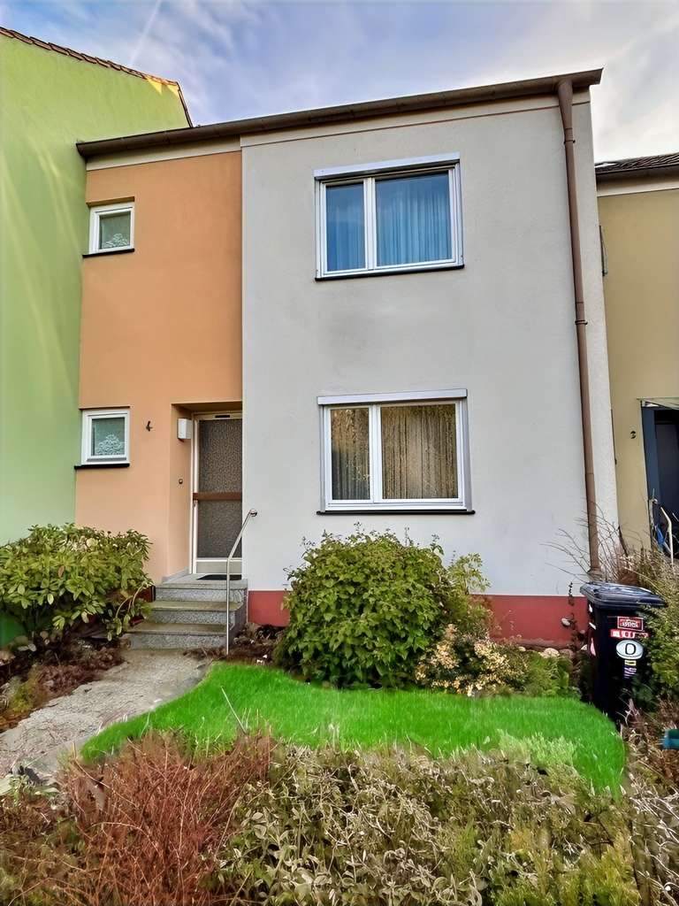 Immobilie in Schwebheim - "zwischendrin" wohnen - rundum wohlfühlen!!!  - Bild 3