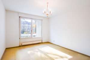 AIGNER - Zentrale 2-Zimmer-Wohnung mit viel Ausbaupotential – Die vollständige Adresse der Immobilie erhältst du vom Anbieter., 80637 Dom Pedro, München – Vorschaubild 3