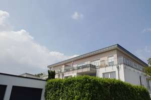 Moderne und lichtdurchflutete 3-Zimmer-Wohnung mit Balkon und Carport in Mönchengladbach-Dorthausen – Antonie-Boetzelen-Ring 19, 41179 Rheindahlen-Land, Mönchengladbach – Vorschaubild 3