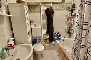 Gepflegte 4 - Zimmerwohnung mit 2 x Balkon in der Mitte Wiesbadens! – Bülowstrasse 7, 65195 Wiesbaden – Vorschaubild 12
