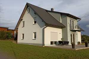 Gepflegtes Einfamilienhaus mit fünf Zimmern in Mistelgau